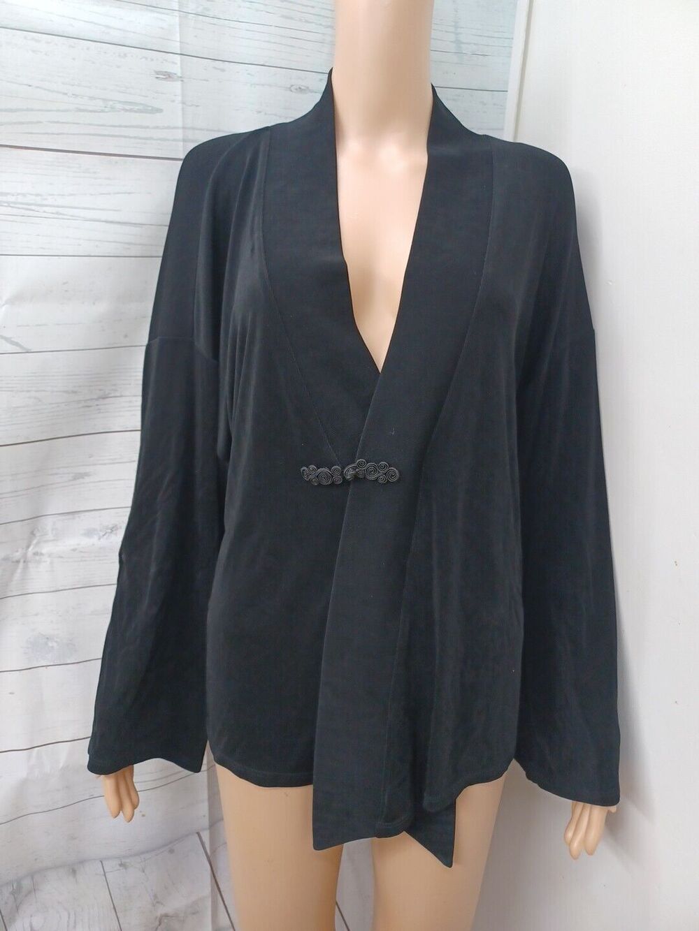 Chicos Travelers Hook & Eye Closure Long Sleeve Cardigan/Jacket Black Sz 3 L